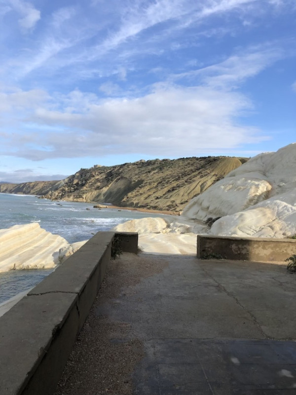 plush74 Italien Sizilien Drehort mieten Film Foto Strand Ruinen Felsen 10