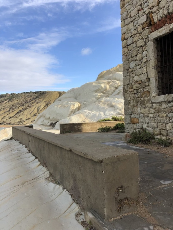 plush74 Italien Sizilien Drehort mieten Film Foto Strand Ruinen Felsen 6