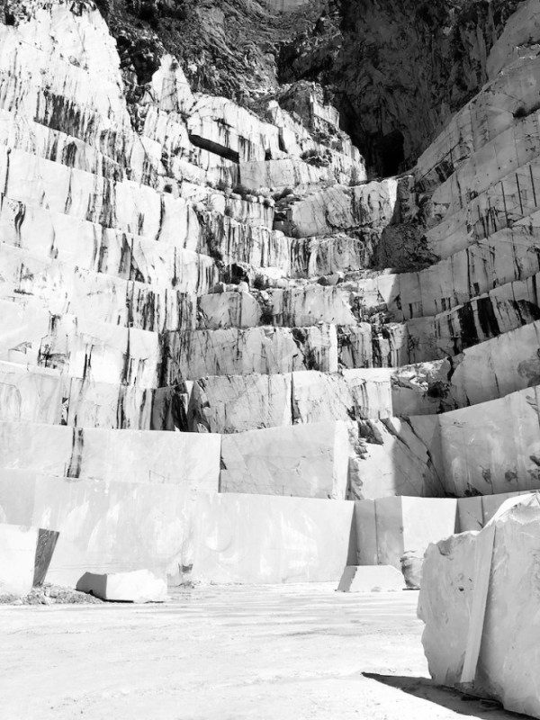 plush74 italy tuscany location rent shoot film photo marble quarry mountain 10