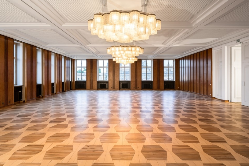 plush74 kronprinzenpalais berlin 2