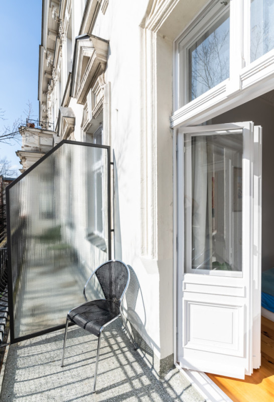 plush74 light flooded apartment 17