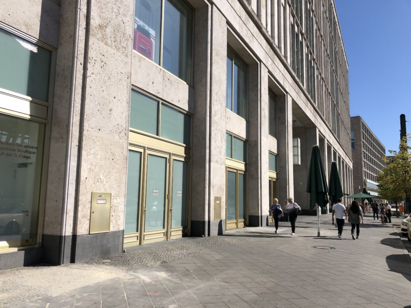 plush74 location berlin streets 13