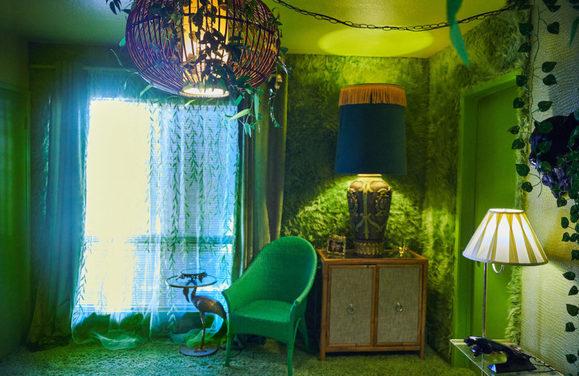 pluche74 locatie californië design vintage meubels roze paleis shoot film foto mode auto scouting68