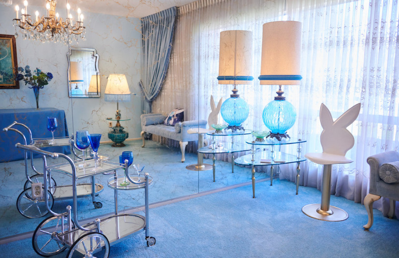 pluche74 locatie californië design vintage meubels roze paleis shoot film foto mode auto scouting88