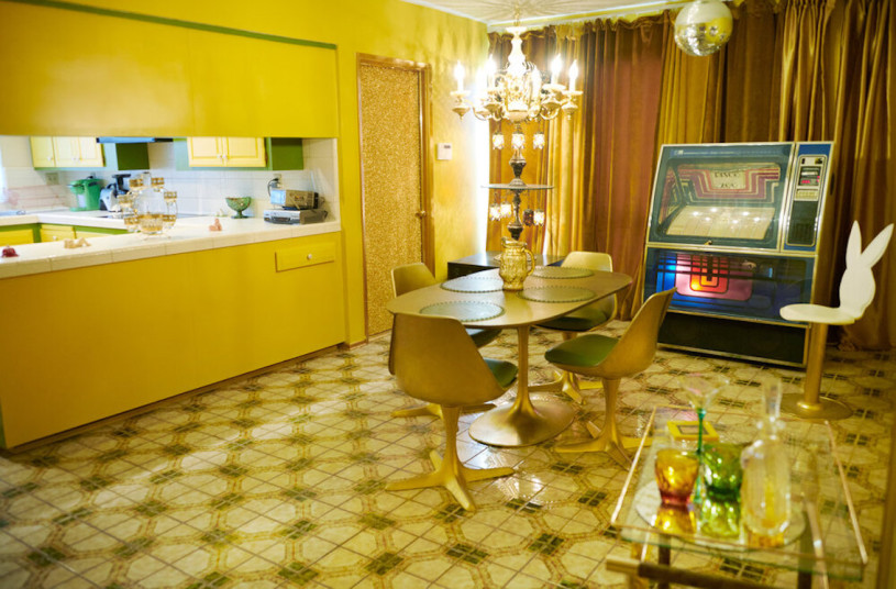 pluche74 locatie californië design vintage meubels roze paleis shoot film foto mode auto scouting9