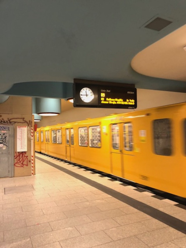 plush74 standort bunte farben berlin 17