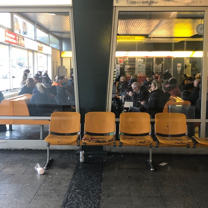 plush74 standort bunte farben berlin 28