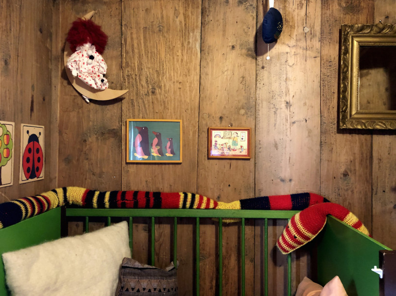 plush74 location film photo alvaneu switzerland historical farm house 23