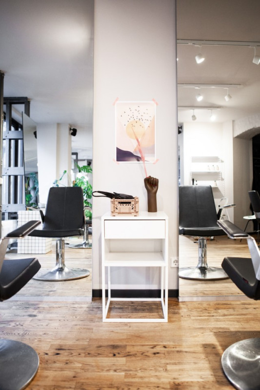 pluche74 locatie film foto berlijn duitsland kapper17