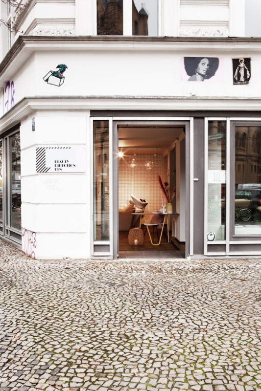 pluche74 locatie film foto berlijn duitsland kapper4