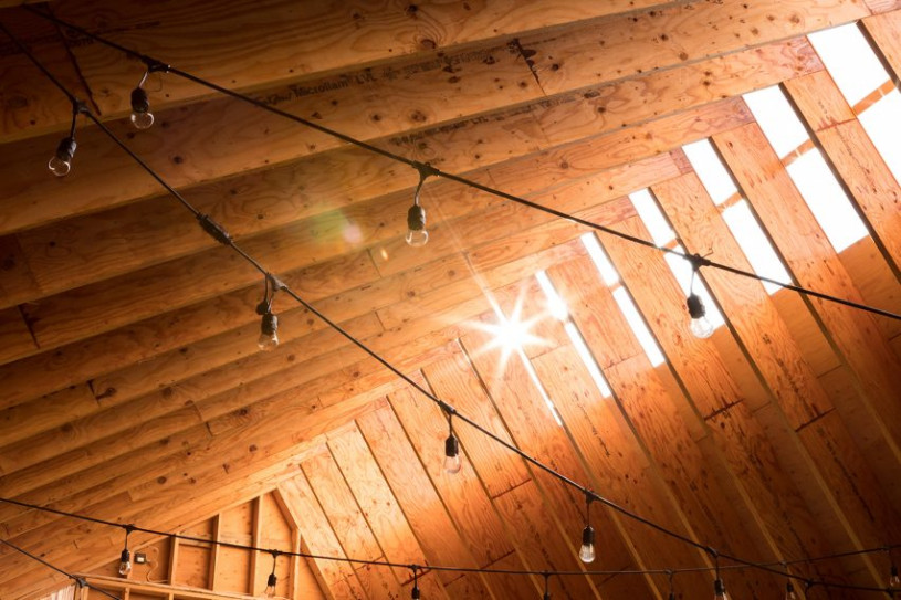 felpa74 ubicación película foto canadá bc granero único granja vista a la montaña 3