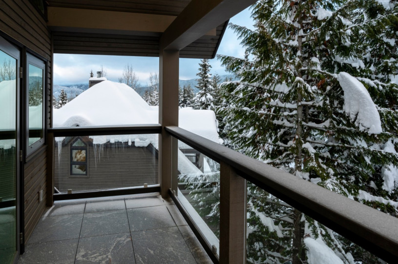 plush74 location film photo event canada bc unique villa whistler mountain 10