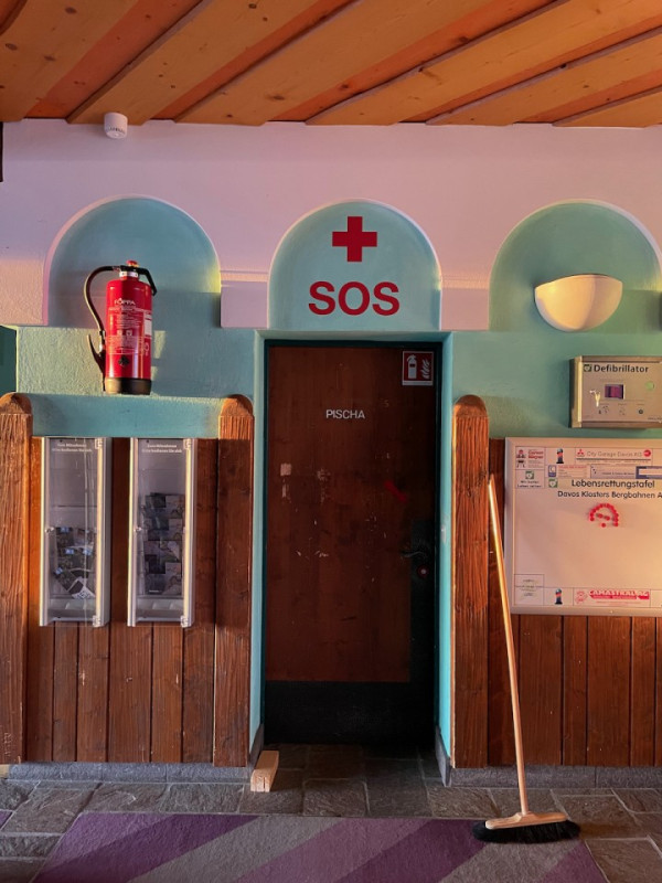 pluche74 locatie film foto evenement davos zwitserland ski restaurant 23