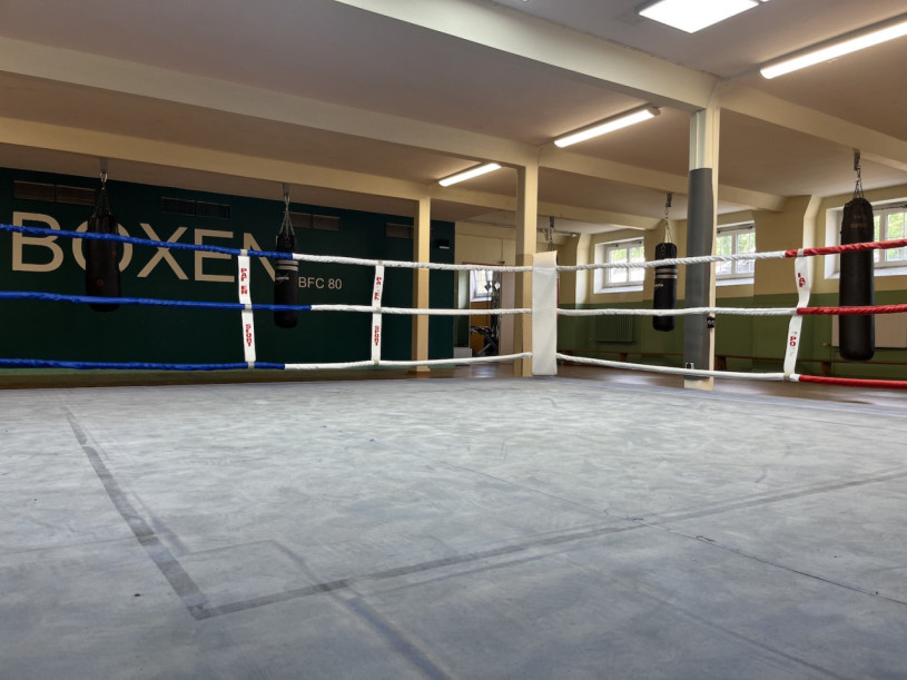 peluche74 lugar película foto evento alemania berlin vintage gimnasio fitness boxeo 127