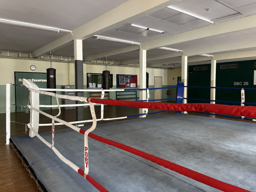 peluche74 lugar película foto evento alemania berlin vintage gimnasio fitness boxeo 139