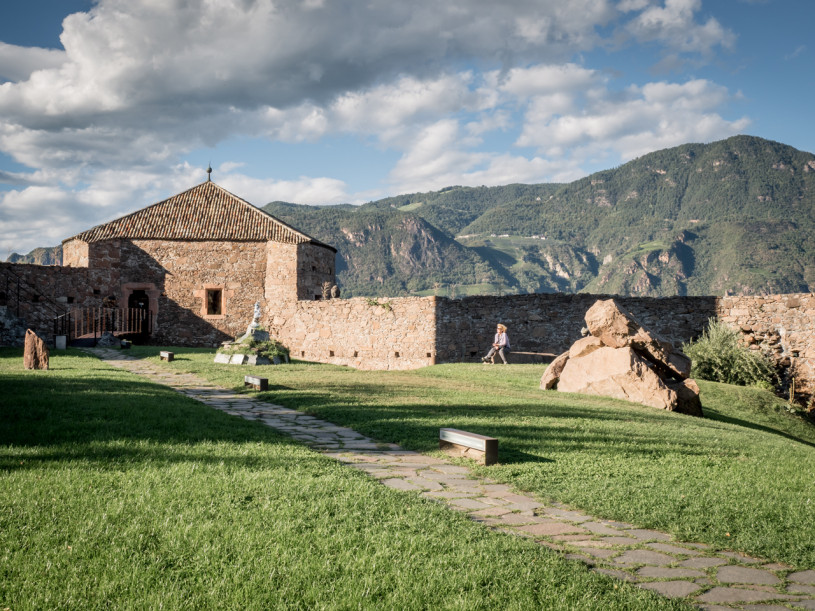 pluche74 locatie messner museum firmian tyrol1