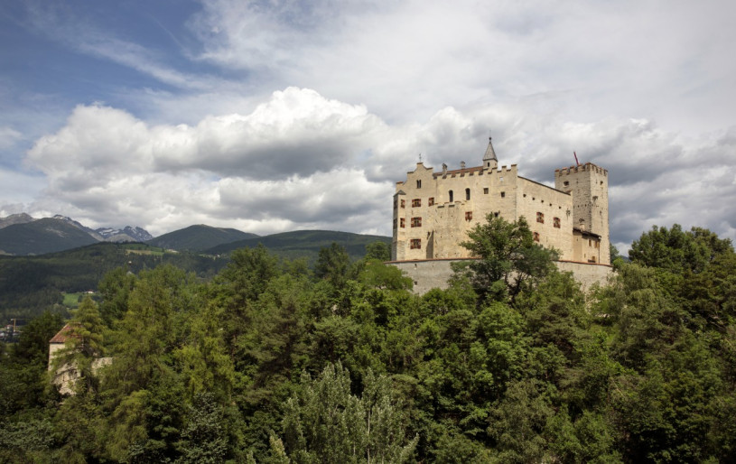 pluche74 locatie messner museum ripa italy7