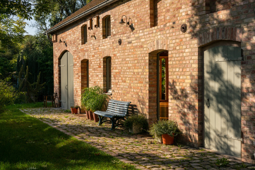 plush74 location photo film berlin event location berlin area uckermark retreat workshop yoga healing36