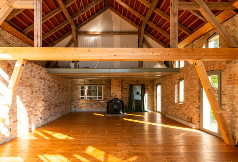 plush74 location photo film berlin event location berlin area uckermark retreat workshop yoga healing4