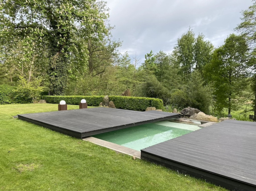 plush74 location photo film berlin germany pool 6