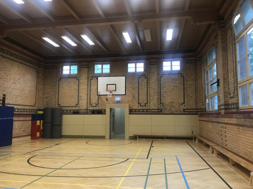 plush74 location photo film event germany berlin sports gym indoor vintage 11