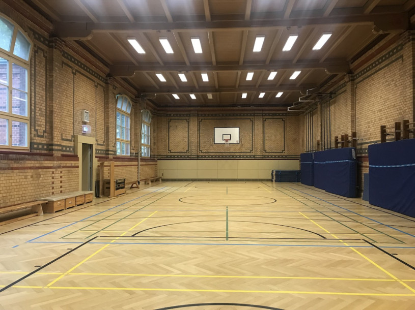 plush74 location photo film event germany berlin sports gym indoor vintage 26