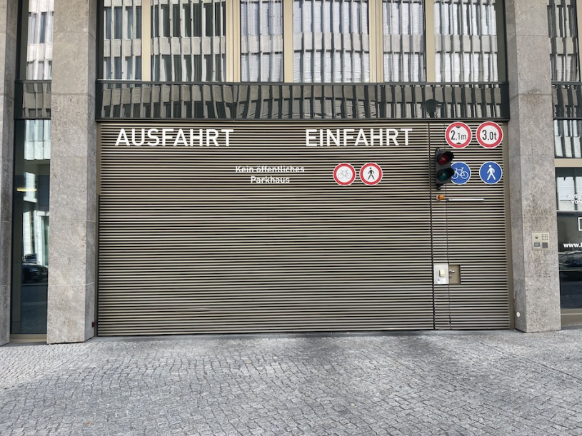 plush74 location photo film event location scouting berlin city center streets19