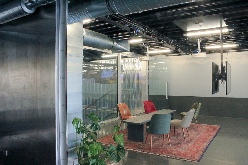 plush74 location photo film event rental germany berlin container box steel showroom 1