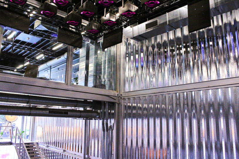 plush74 location photo film event rental germany berlin container box steel showroom 29