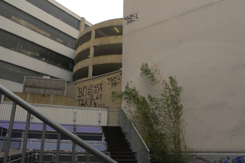 plush74 location photo film event rental germany berlin container box steel showroom 39