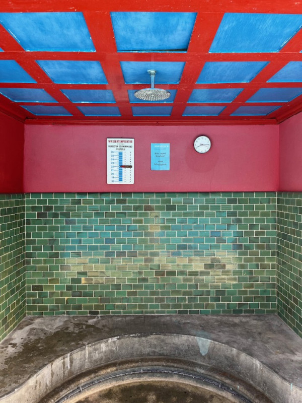 plush74 location photo film event switzerland vulpera lido pool outdoor color 43