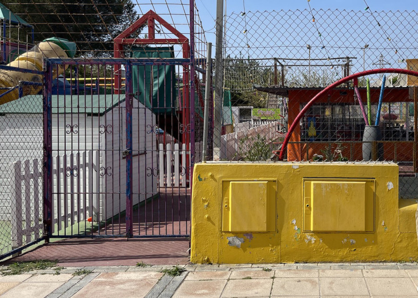 plush74 location scout ibiza streets graphic funky rental pink film photo event urban colors12