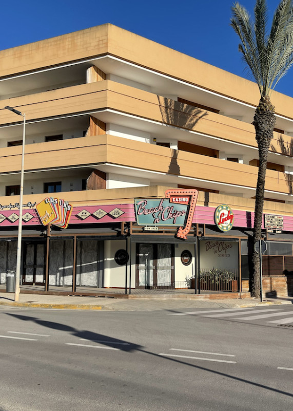 plush74 location scout ibiza streets graphic funky rental pink film photo event urban colors23