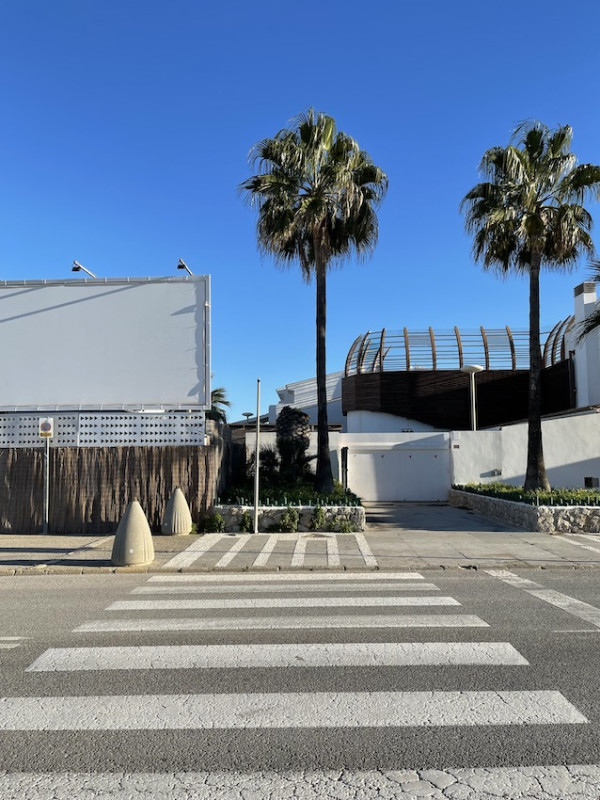 plush74 location scout ibiza streets graphic funky rental pink film photo event urban colors26