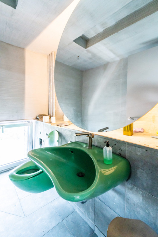 plush74 location scout rental photo film production berlin brandlhuber tower office brutalism concrete43