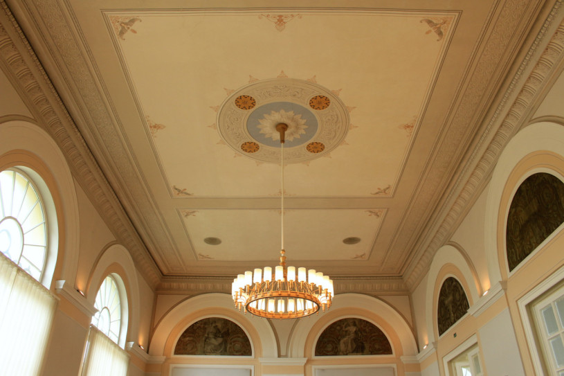 plush74 location scout rental photo film production berlin theater mitte even space hall29