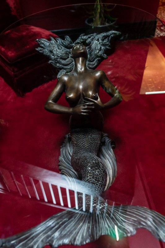 plush74 location scout rental spain photo film production hotel room suite berlin22