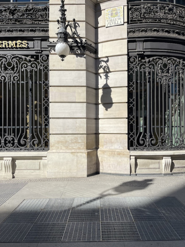 peluche74 location scout noleggio spagna foto produzione cinematografica madrid strade24