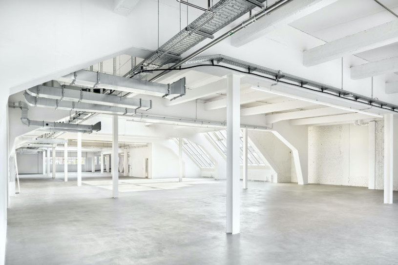 plush74 location scouting film foto eventi noleggio berlino hall1