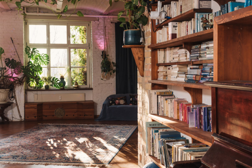 plush74 location scouting film photo event rental event space berlin evetn space healing12