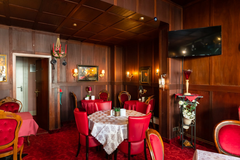 plush74 location scouting film photo event rental event space house tree hamburg boutique hotel25