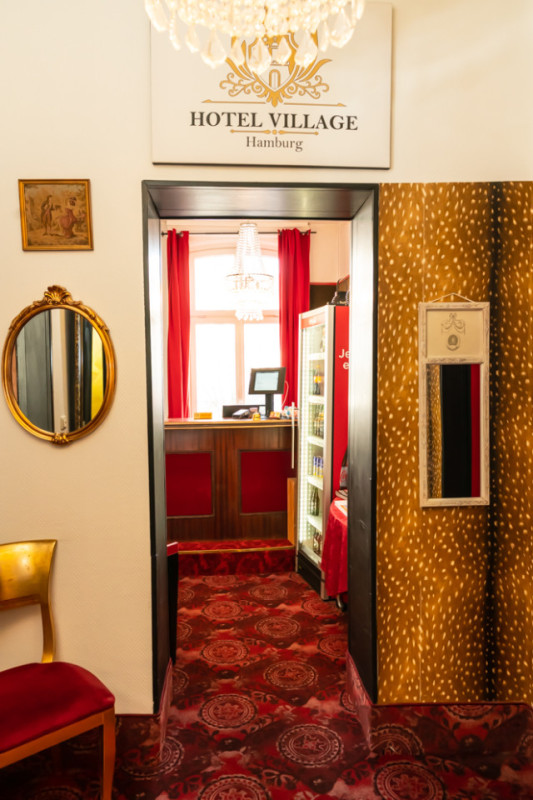 plush74 location scouting film photo event rental event space house tree hamburg boutique hotel29