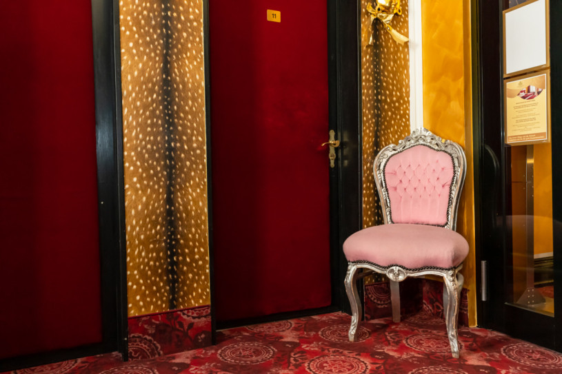 plush74 location scouting film photo event rental event space house tree hamburg boutique hotel34