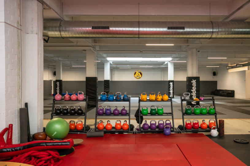 plush74 località germania berlino sport urbano foto film fenriz palestrajpg19