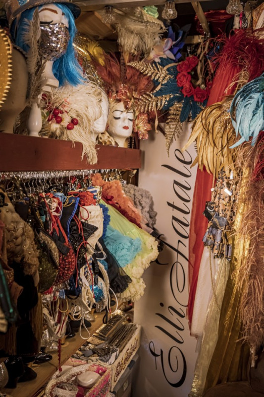 plush74 locations photo film burlesque colourful luxury bar show lounge berlin germany46