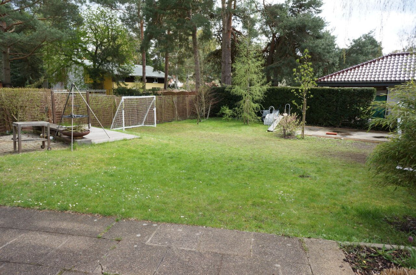 plush74 locations photo film event germany berlin house bauhaus retro 20