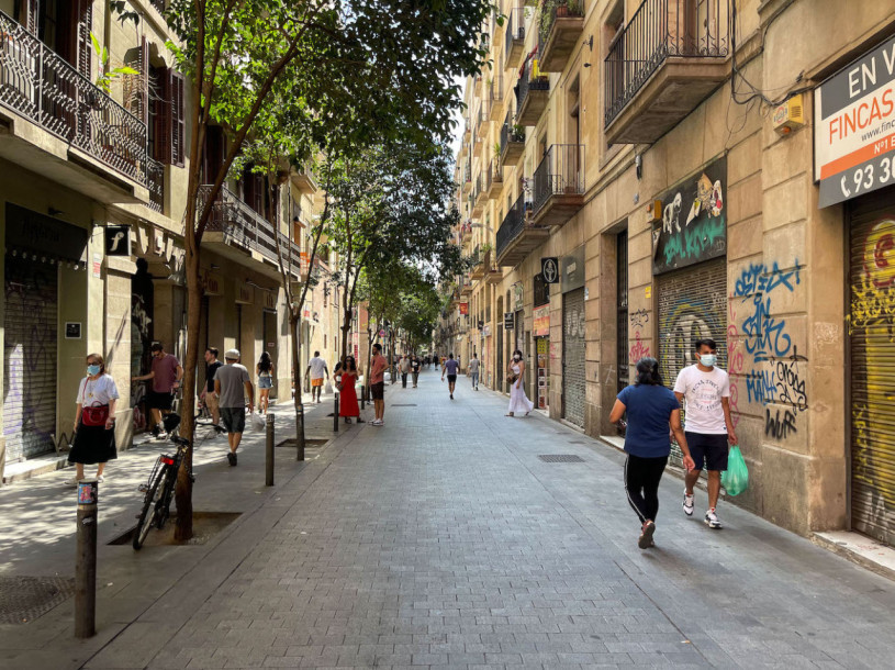 plush74 locations photo film production germany photo studio berlin00000plush74 locations photo film productio photo streets raval barcelona spain00011