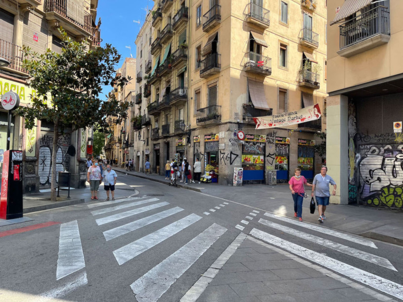 plush74 locations photo film production germany photo studio berlin00000plush74 locations photo film productio photo streets raval barcelona spain00025