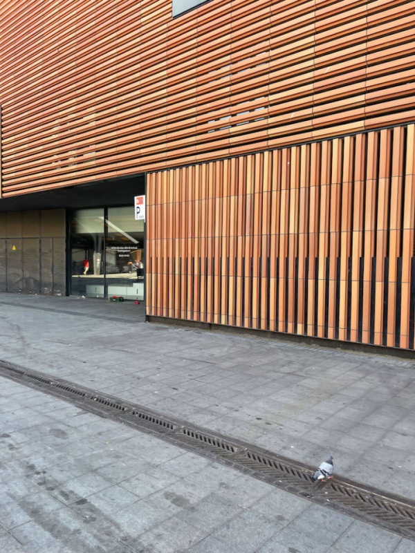 plush74 locations photo film production germany photo studio berlin00000plush74 locations photo film productio photo streets raval barcelona spain00034