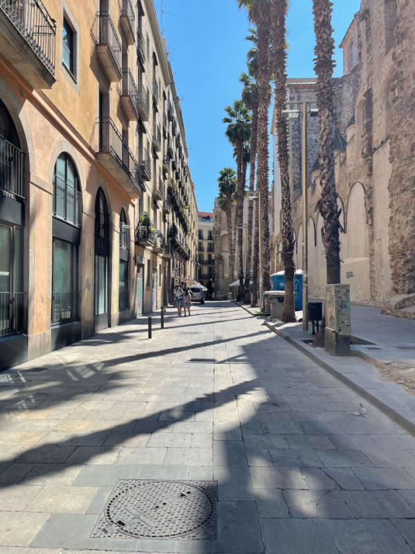 plush74 locations photo film production germany photo studio berlin00000plush74 locations photo film productio photo streets raval barcelona spain00039